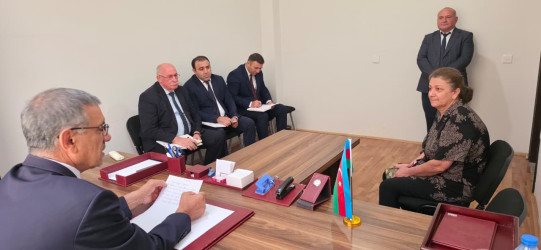 Xocavənd Rayon İcra Hakimiyyətinin başçısı Eyvaz Hüseynov növbəti vətəndaş qəbulu keçirib
