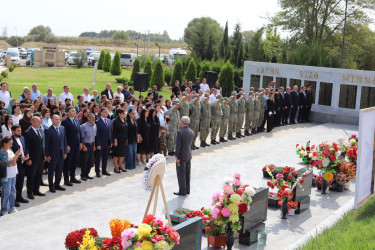 27 Sentyabr Anım Günü münasibətilə Şəhidlərin xatirəsi 1 dəqiqəlik sükutla yad edilib