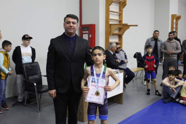 “Heydər Əliyev ili” çərçivəsində sərbəst güləş idman növü üzrə Xocavənd rayon açıq birinciliyi keçirilmişdir.