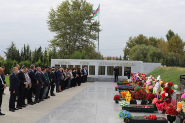 Vətən Müharibəsində qəhrəmancasına şəhid olmuş Şəhid Mirzəyev Elmin Əvəz oğlunun anım günü qeyd edilib