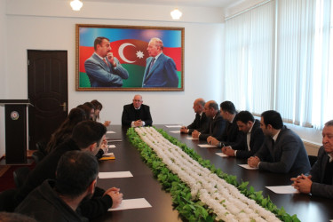 Peşə və sahə assosiasiyaları yaradılmasının dəstəklənməsi ilə bağlı tədbir keçirilmişdir.