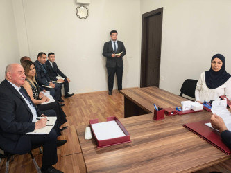 Xocavənd Rayon İcra Hakimiyyətinin başçısı Eyvaz Hüseynov növbəti vətəndaş qəbulu keçirib