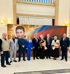 Xocavənd Rayon İcra Hakimiyyətinin başçısı Eyvaz Hüseynov "Zakirin essesi" filminin təqdimatında iştirak edib