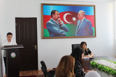 "Qurtuluş Günü uşaqların gözü ilə" adlı dəyirmi masa keçirilib
