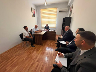 Xocavənd Rayon İcra Hakimiyyətinin başçısı Eyvaz Hüseynov növbəti vətəndaş qəbulu keçirib