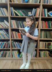 Xocavənd Rayon İcra Hakimiyyəti tərəfindən şəhidlərimizin məktəbli övladlarına yeni məktəb formaları verilib