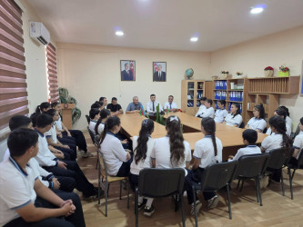 “Tariximizin qürur səhifəsi” adlı dəyirmi masa keçirilib