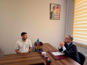 Xocavənd Rayon İcra Hakimiyyətinin Başçısı Eyvaz Hüseynov növbəti vətəndaş qəbulu keçirib