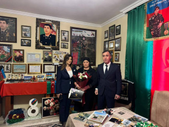 8 Mart - Beynəlxalq Qadınlar Günü münasibətilə şəhid anaları və xanımları evlərində ziyarət olunub