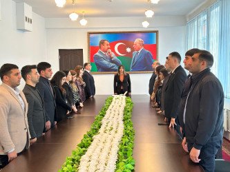“Konstitusiya və Suverenlik İli” çərçivəsində “Heydər Əliyev – Azərbaycan Konstitusiyasının memarıdır” mövzusunda dəyirmi masa keçirilib