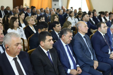 Prezident İlham Əliyevin Yeni Azərbaycan Partiyasının VIII Qurultayındakı çıxışından irəli gələn vəzifələrə həsr olunmuş müşavirə keçirilib