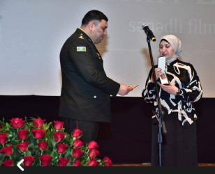 Xocavənd Rayon İcra Hakimiyyətinin başçısı Eyvaz Hüseynov "Zakirin essesi" filminin təqdimatında iştirak edib