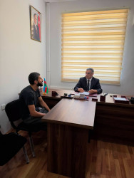 Xocavənd Rayon İcra Hakimiyyətinin başçısı Eyvaz Hüseynov növbəti vətəndaş qəbulu keçirib