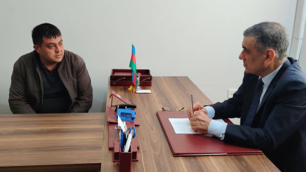 Xocavənd Rayon İcra Hakimiyyətinin başçısı Eyvaz Hüseynov növbəti vətəndaş qəbulu keçirib