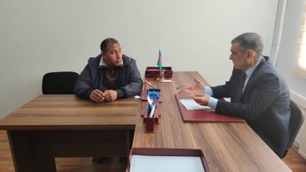 Xocavənd Rayon İcra Hakimiyyətinin başçısı Eyvaz Hüseynov növbəti vətəndaş qəbulu keçirib