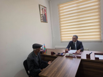 Xocavənd Rayon İcra Hakimiyyətinin başçısı Eyvaz Hüseynov növbəti vətəndaş qəbulu keçirib