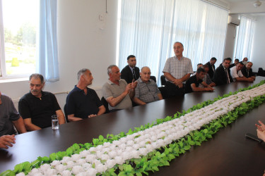 Xocavənd rayonu uğrunda gedən döyüşlərdə şəhid olan hərbi qulluqçuların ailələri ilə görüş keçirildi