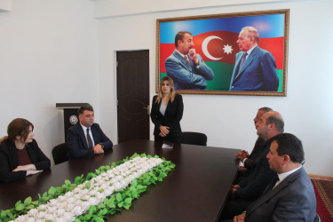 Sosial xidmətlərə olan ehtiyacın müəyyən edilməsi və dövlət sifarişi ilə sosial xidmət sahəsində həyata keçirilən layihələrin şəbəkəsinin genişləndirilməsi mövzusunda tədbir keçirilmişdir