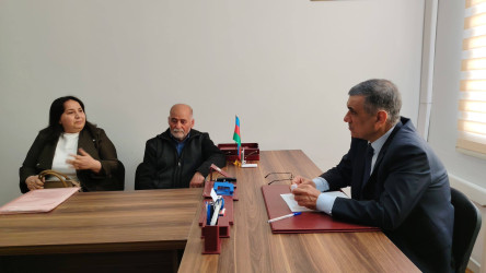 Xocavənd Rayon İcra Hakimiyyətinin başçısı Eyvaz Hüseynov növbəti vətəndaş qəbulu keçirib