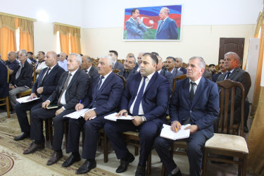 Rayon rəhbəri Xocavənd qəsəbəsində məskunlaşan rayon sakinlərinin müraciətlərini dinləyib