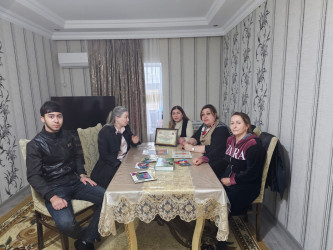 Muğanlı kənd tam orta məktəbinin kollektivi Şəhid Hüseynov Sahilin ailəsini ziyarət edib