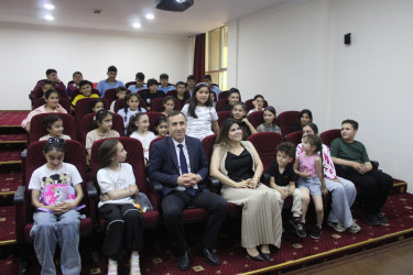 Uşaqların Beyləqan rayonunda yerləşən Bayraq Muzeyinə və Gənclər Mərkəzinə ekskursiyası təşkil edilmişdir