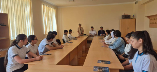 “Gənclik və sağlam gələcək” mövzusunda dəyirmi masa keçirilib