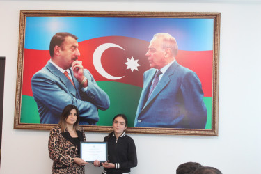 "Uşaq Səfirlər Məclisi”nin Xocavənd rayonu üzrə nümayəndələri Aysun Şirinzadə və Elmir Namazlı Dövlət Komitəsi tərəfindən sertifikata layiq görülüblər