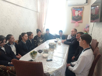 Şəhid ailələrinin ziyarəti davam edir