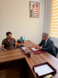 Xocavənd Rayon İcra Hakimiyyətinin başçısı Eyvaz Hüseynov növbəti vətəndaş qəbulu keçirib