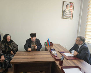 Xocavənd Rayon İcra Hakimiyyətinin başçısı Eyvaz Hüseynov növbəti vətəndaş qəbulu keçirib