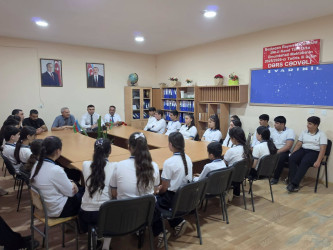 “Tariximizin qürur səhifəsi” adlı dəyirmi masa keçirilib
