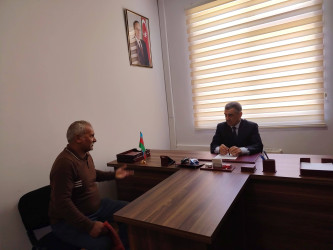 Xocavənd Rayon İcra Hakimiyyətinin Başçısı Eyvaz Hüseynov növbəti vətəndaş qəbulu keçirib