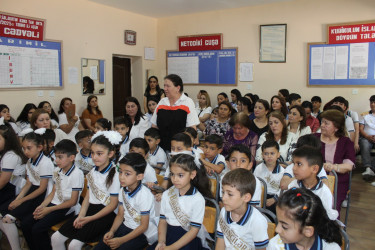 Xocavənd Rayon İcra Hakimiyyətinin başçısı Eyvaz Hüseynov "Son zəng" mərasimində iştirak edib.