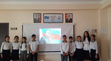 Rayon ümumtəhsil məktəblərində Ümummilli lider Heydər Əliyevin anadan olmasının 102-ci ilinə həsr olunmuş tədbirlər keçirilmişdir