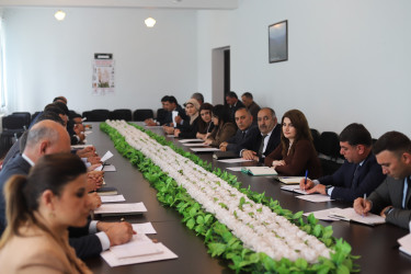 “Şəhərsalma və memarlıq yeni çağırışlar vəhdətində” mövzusunda tədbir keçirilib.