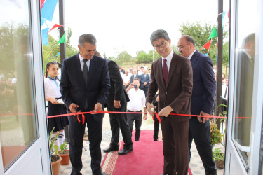 “Ot Kökləri və İnsan Təhlükəsizliyi Qrant Yardımı Proqramı” çərçivəsində icra olunan “Xocavənd rayonunun Yeni Xocavənd qəsəbə məktəbinin təmiri və əlavə məktəb binasının inşası” layihəsinin təqdimat mərasimi keçirilib