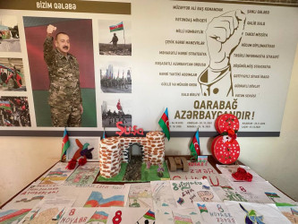 Xocavənd rayon 4 nömrəli tam orta məktəbində "Zəfər günü " ilə bağlı sərgi  keçirilib