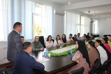 “Konstitusiya və Suverenlik İli” çəçivəsində “Erkən və qohum nikahlarının fəsadları” başlıqlı debat keçirilmişdir