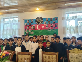 Məktəblilər tərəfindən Şəhid ailələrinin ziyarəti davam edir