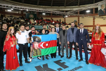 “Xocavənd” Kikboksinq İdman Klubunun idmançısı Tağıyev Elnur Vüqar oğlu "Xocalı Kuboku 6" kikboksinq turnirində l yeri tutmuşdur.