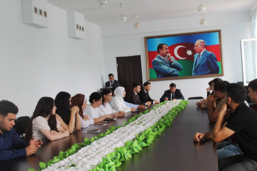 “Gənclər arasında ailə ənənələrinin möhkəmləndirilməsi və inkişafı, hüquq pozuntularının, məişət zoralılğının, narkomanlığın QİÇS-in və digər zərərli vərdişlərin yayılmasının qarşısının alınması yolları” mövzusunda seminar keçirilib.