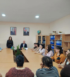 "Şəhərsalma və Memarlıq İli” çərçivəsində “Tarixdən gələcəyə: Azərbaycan memarlığı” mövzusunda dəyirmi masa keçirilib