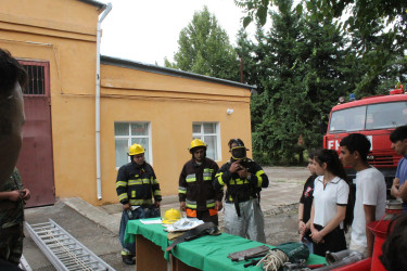 Uşaq Səfirlər Məclisinin yerli nümayəndəsinin təşəbbüsü ilə Yanğından Mühafizə Bölməsinə şagirdlərin ekskursiyası təşkil olunub.