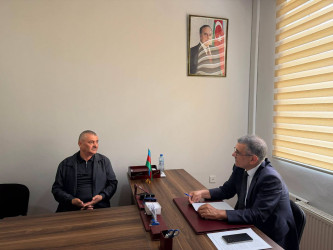Xocavənd Rayon İcra Hakimiyyətinin başçısı Eyvaz Hüseynov növbəti vətəndaş qəbulu keçirib