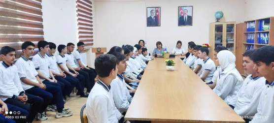“Konstitusiya və Suverenlik İli” ilə əlaqədar dəyirmi masa keçirilmişdir