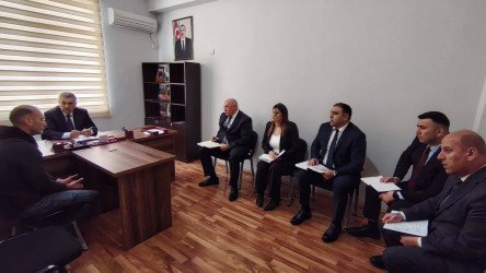 Xocavənd Rayon İcra Hakimiyyətinin başçısı Eyvaz Hüseynov növbəti vətəndaş qəbulu keçirib