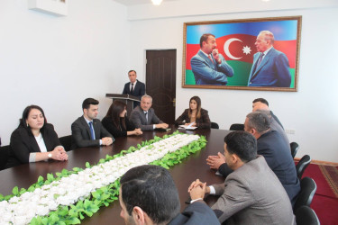 Xocavənddə “Konstitusiya və Suverenlik İli” çərçivəsində “Hüquqi dövlət, suverən xalq və qətiyyətli lider ”adlı dəyirmi masa keçirilib.