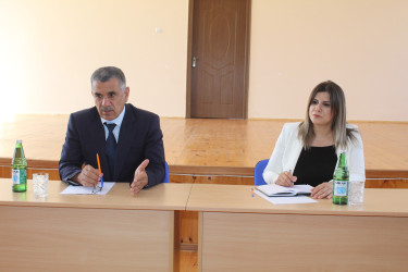  320 ailəlik Xocavənd qəsəbəsində Xocavənd Rayon İcra Hakimiyyətinin başçısının səyyar qəbulu keçirildi.
