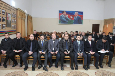 500 ailəlik Xocavənd qəsəbəsində vətəndaşların müraciətləri dinlənilib.